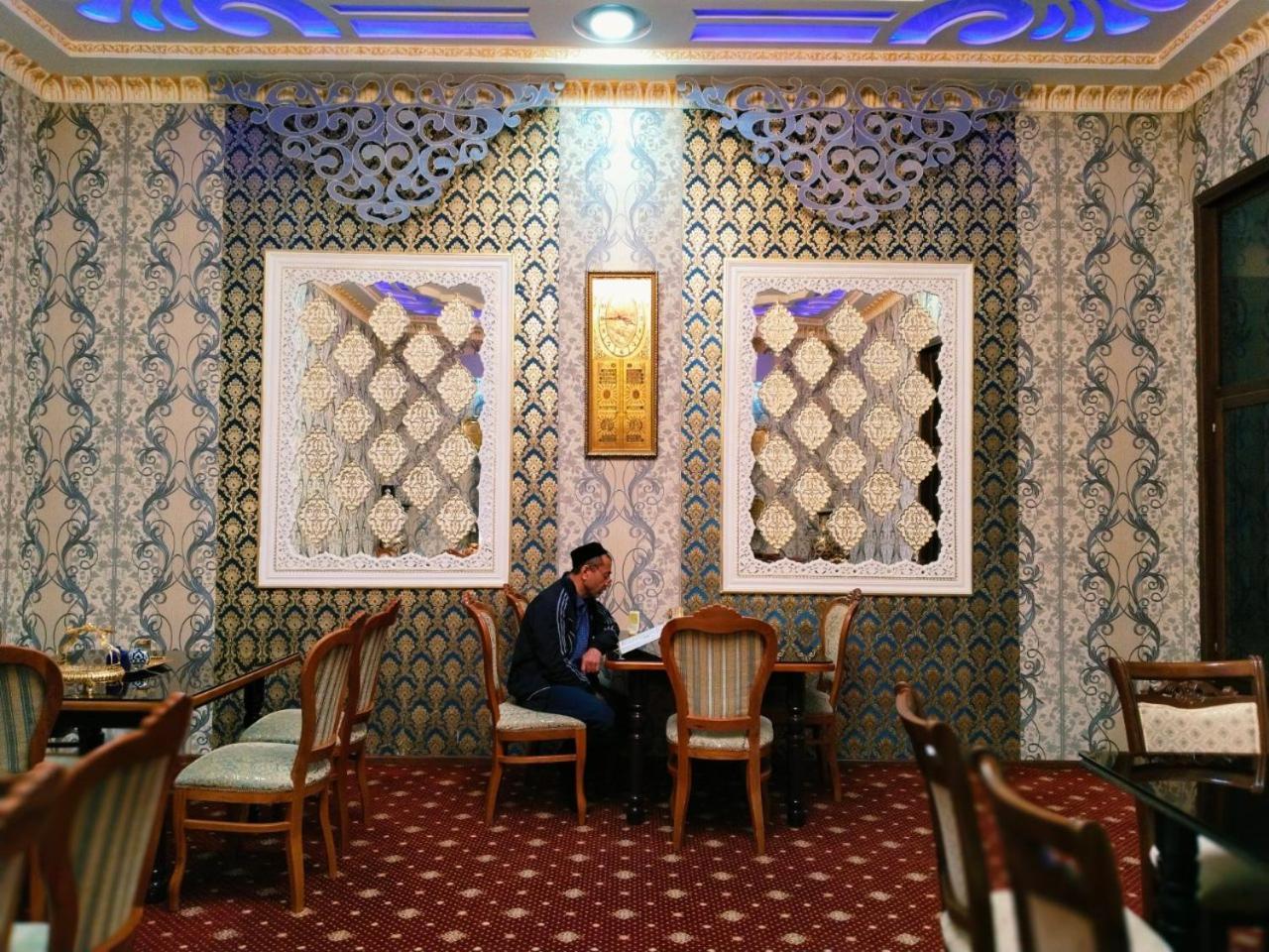 Hotel Rizqiro'Z Boutique بخارى المظهر الخارجي الصورة