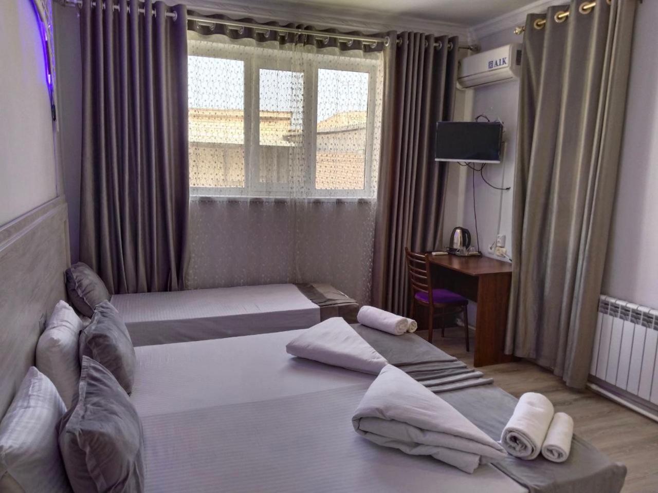 Hotel Rizqiro'Z Boutique بخارى المظهر الخارجي الصورة