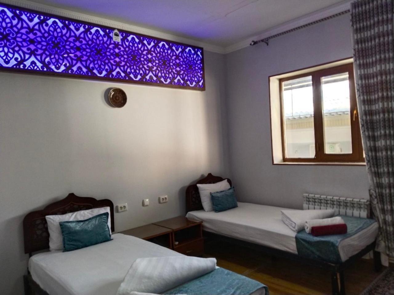 Hotel Rizqiro'Z Boutique بخارى المظهر الخارجي الصورة