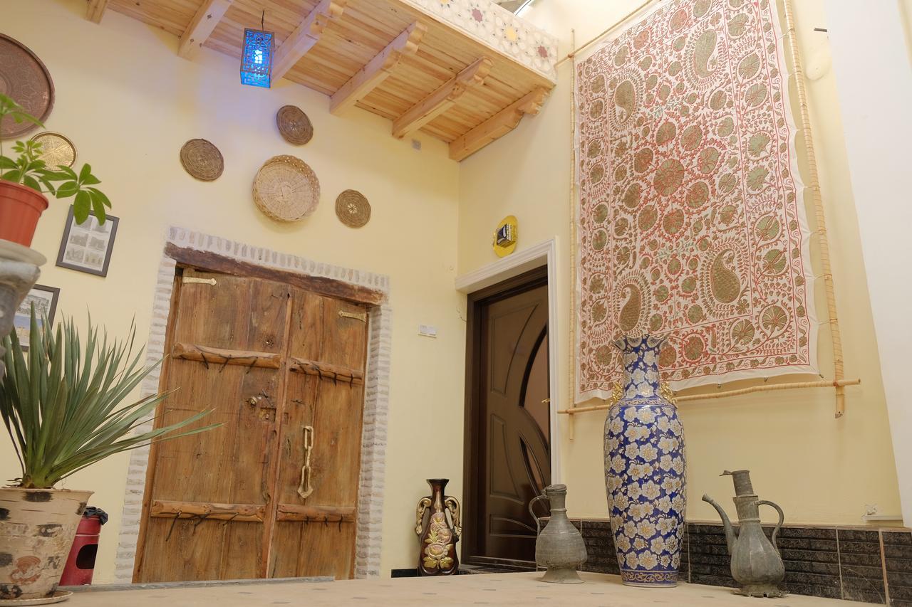 Hotel Rizqiro'Z Boutique بخارى المظهر الخارجي الصورة